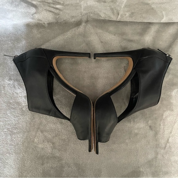 Vince Camuto Seena1 Black Nappa Open Toe Leather Bootie Heels Zip Back Sz 9 - Picture 2 of 10